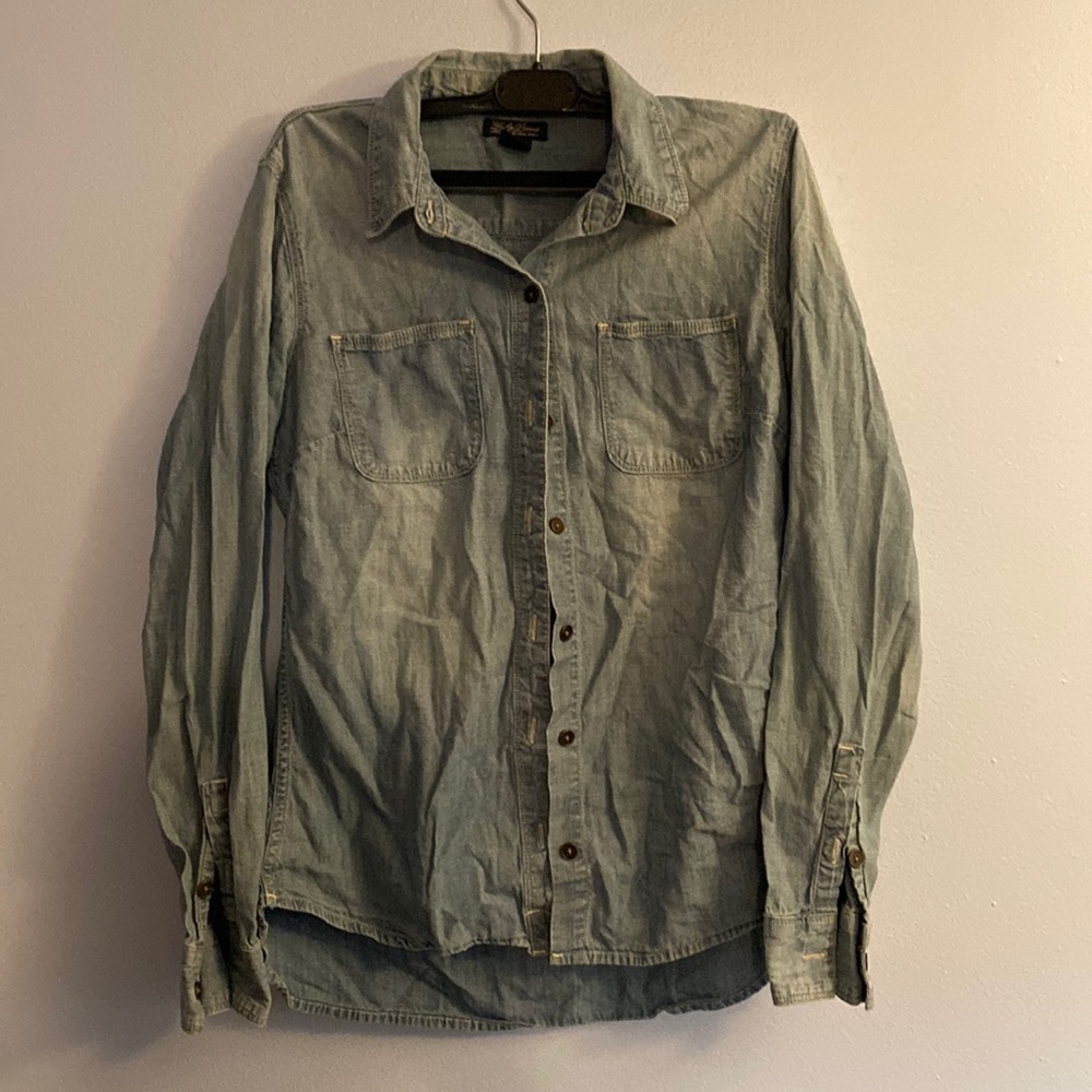 Lucky Brand Women’s Denim Shirt Small Blue Long Sleeve Button Down